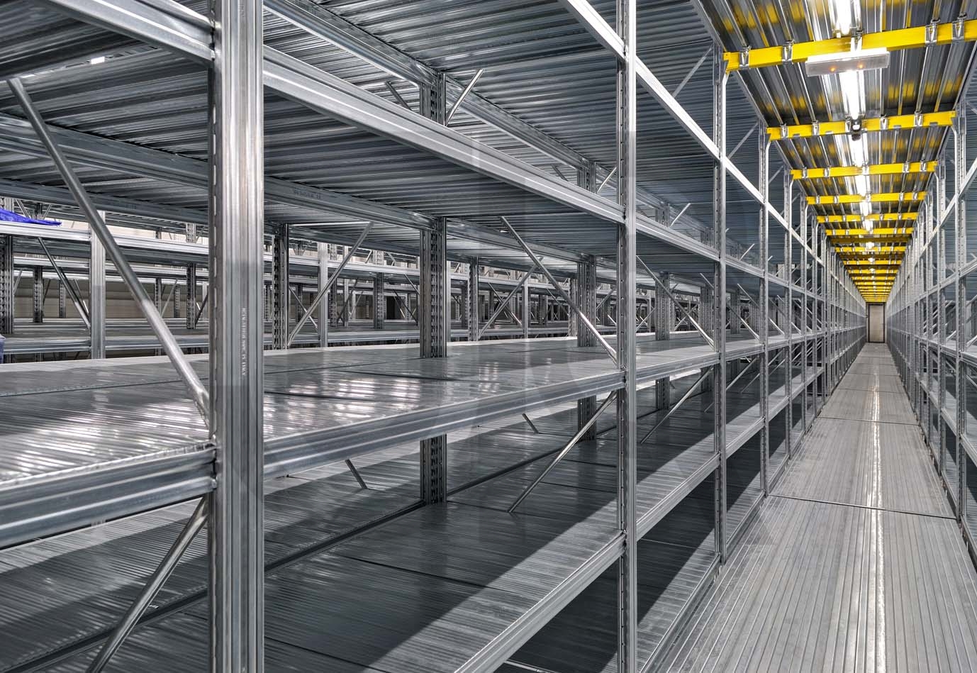 Gebruikte legbordstelling H2500 x D600 | aanbouwset vak 1050mm-4049